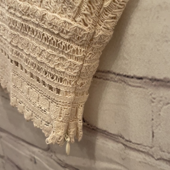 EUC- ZARA Crop Top Size S Embroidered. - Picture 5 of 6